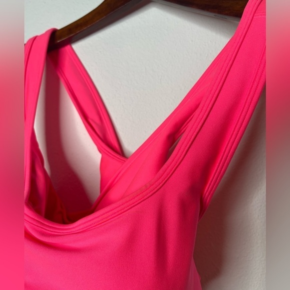 NWT Under Armour® Mid Crossback Sports Bra - Picture 6 of 10